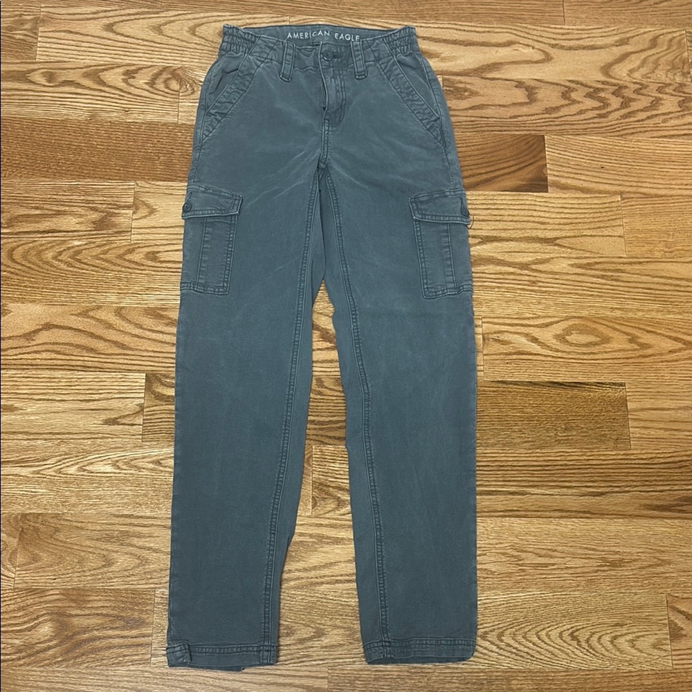 American Eagle Outfitters Gray Cargo Pants Relaxed Fit